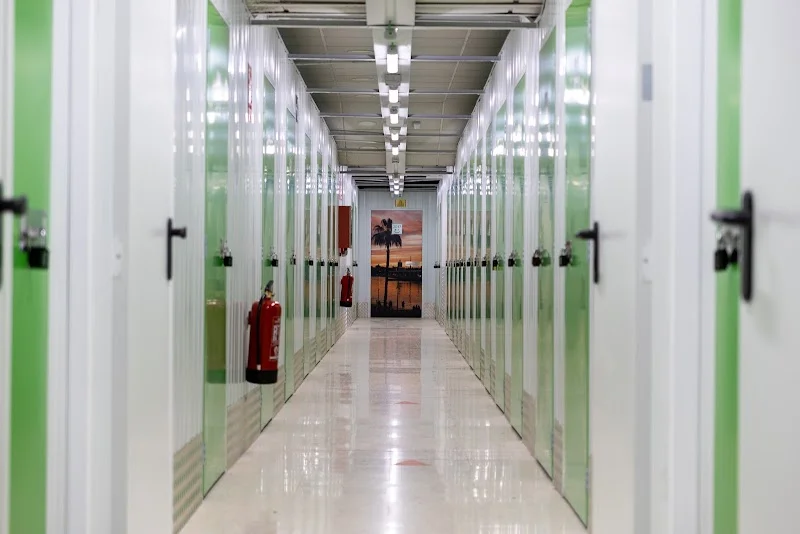 Trasteros Plus Los Vegas en Av. de los Vegas, 20, Cruz de Humilladero, 29006 Málaga, España - Imagen 4