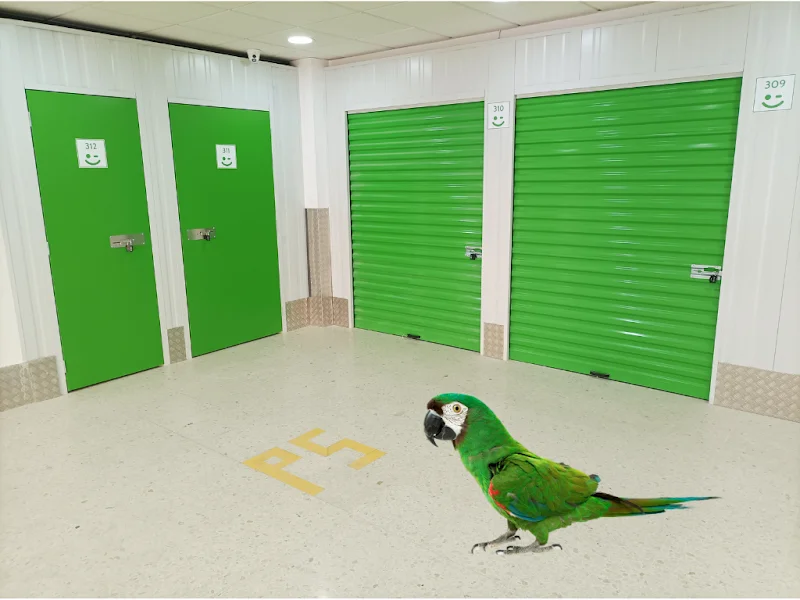 Trasteros Plus Los Vegas en Av. de los Vegas, 20, Cruz de Humilladero, 29006 Málaga, España - Imagen 5