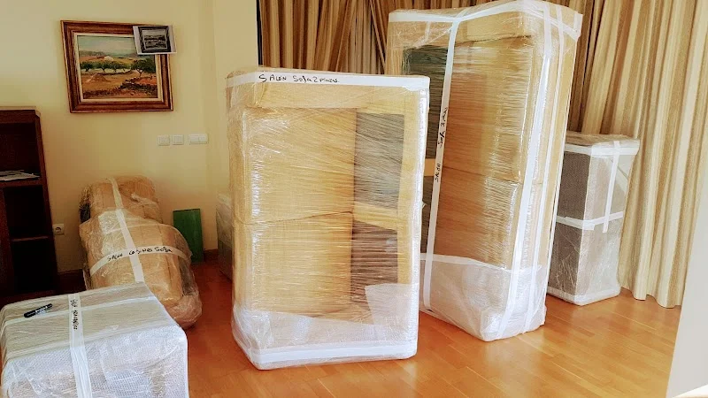 Reva Guardamuebles en C. Lisboa, 37, Cruz de Humilladero, 29006 Málaga, España - Imagen 5