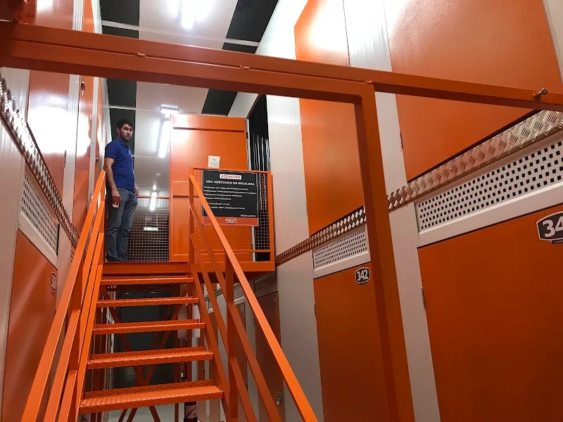 Bluespace Madrid-Río en C. Vallandes, 8, Usera, 28026 Madrid, España - Imagen 2