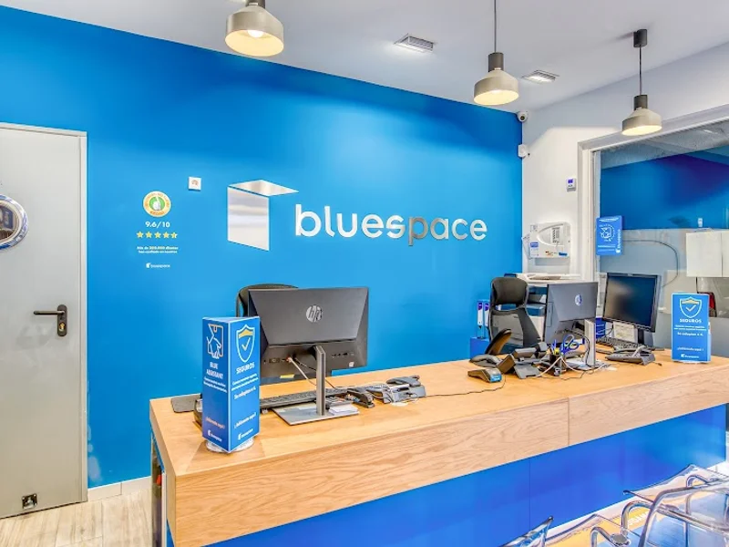 Bluespace Madrid-Río en C. Vallandes, 8, Usera, 28026 Madrid, España - Imagen 3