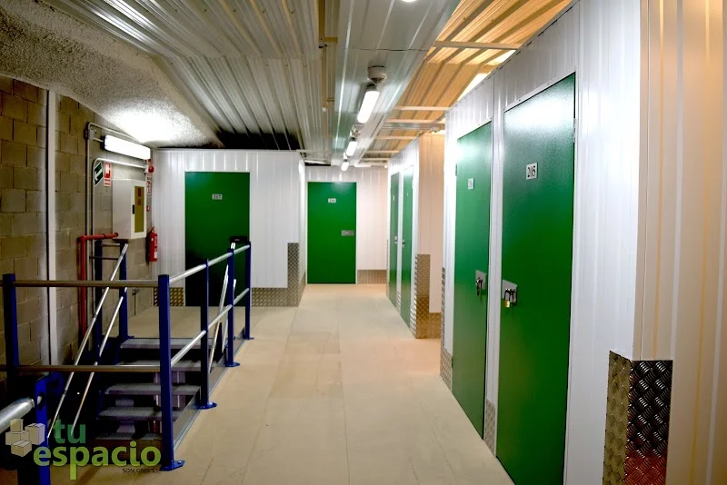 Tu Espacio Son Oms en Carrer del Camp Franc, 9, Nave 4, Platja de Palma i Pla de Sant Jordi, 07199 Palma, Illes Balears, España - Imagen 4