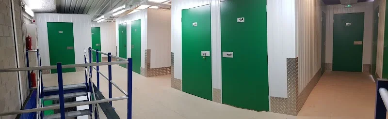 Tu Espacio Son Oms en Carrer del Camp Franc, 9, Nave 4, Platja de Palma i Pla de Sant Jordi, 07199 Palma, Illes Balears, España - Imagen 5