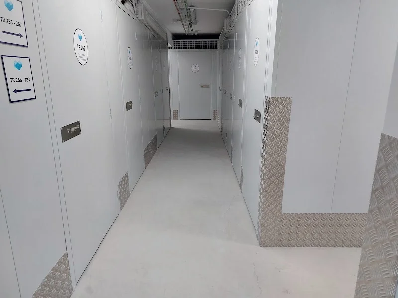 Mallorca Storage en Carrer Setze de Juliol, 73, Nord, 07009 Palma, Illes Balears, España - Imagen 3