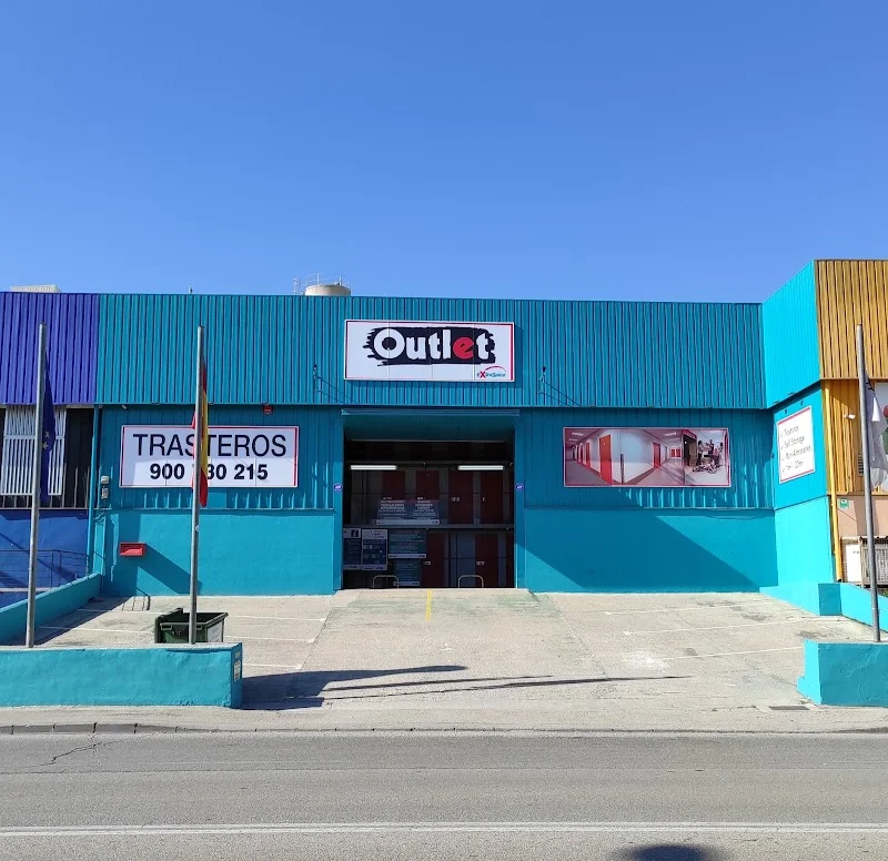 ExtraSpace OUTLET en Camí dels Reis, 215, Ponent, 07011 Palma, Illes Balears, España - Imagen 1