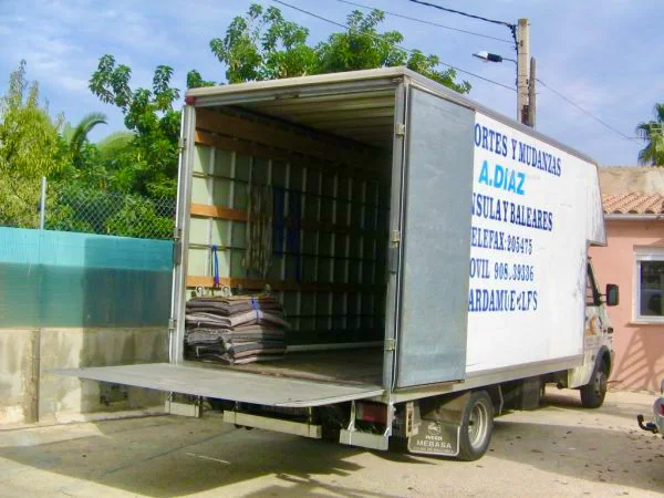 Mudanzas Díaz en Carrer de la Begònia, 11, Nord, 07010 Palma, Illes Balears, España - Imagen 2
