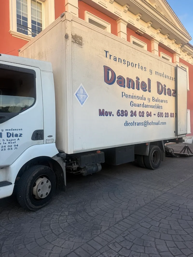 Mudanzas Díaz en Carrer de la Begònia, 11, Nord, 07010 Palma, Illes Balears, España - Imagen 4