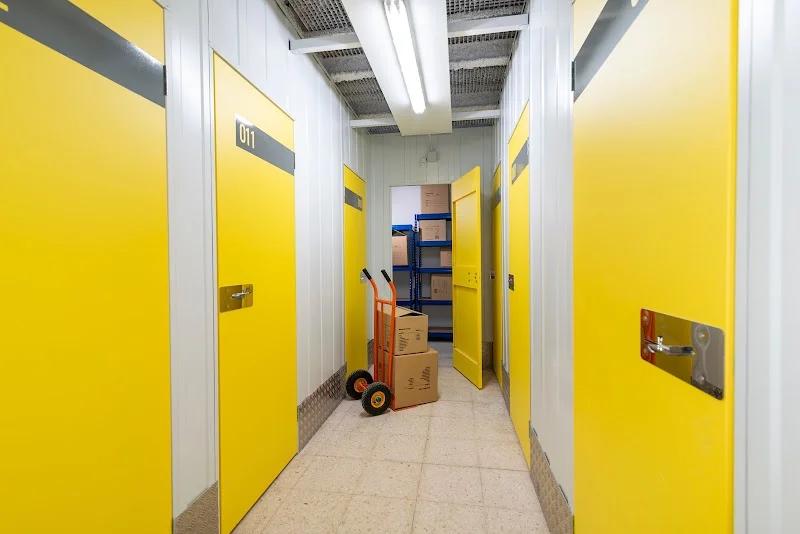 CanaryBox en C. Albareda, 55, 57, 35008 Las Palmas de Gran Canaria, Las Palmas, España - Imagen 1