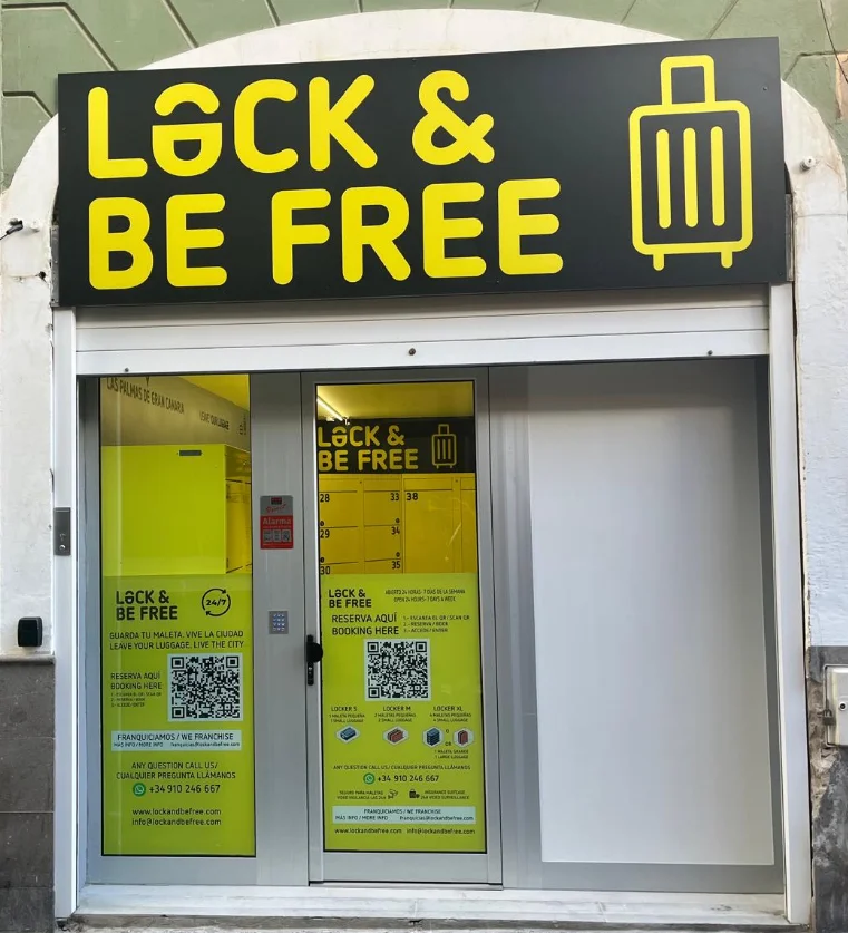 Locker - Consigna 24H Las Canteras - Lock and Be Free en C. Secretario Artiles, 66, 35007 Las Palmas de Gran Canaria, Las Palmas, España - Imagen 3