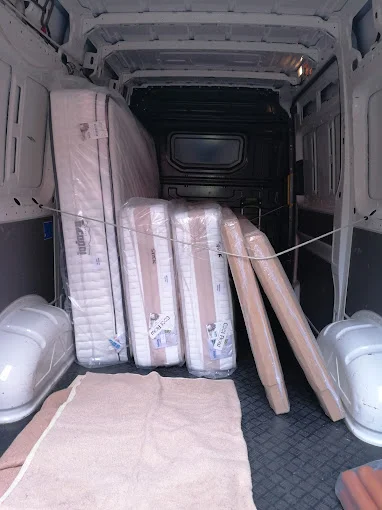 Mudanzas Gesapro Las Palmas en C. Pamochamoso, 51, 35004 Las Palmas de Gran Canaria, Las Palmas, España - Imagen 2