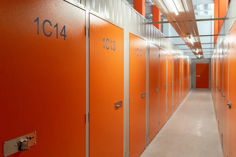 Lenbox Las Huesas (Telde) | Alquiler de Trasteros y Taquillas en C. José Bergamín, 6, Salida nº 11, 35215 Telde, Las Palmas, España - Imagen 3