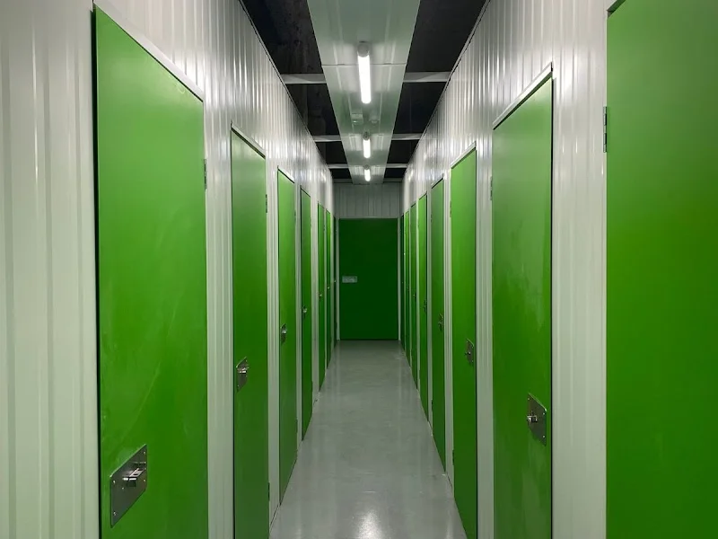 Trasteros Galaxy en C. de Julia Mediavilla, 42, Puente de Vallecas, 28053 Madrid, España - Imagen 2