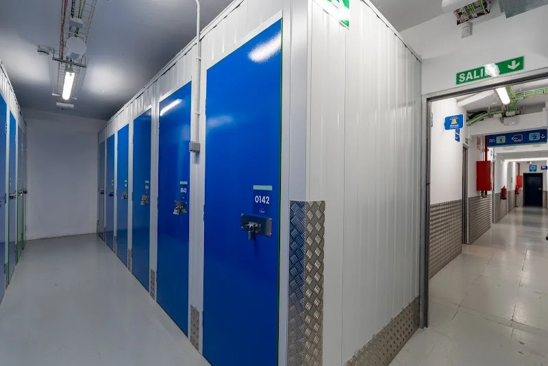 Bluespace Bolueta – trasteros en Bolueta en Carretera General, Bilbao-Galdakao Errepidea, 28A, 48004 Bilbao, Vizcaya, España - Imagen 2