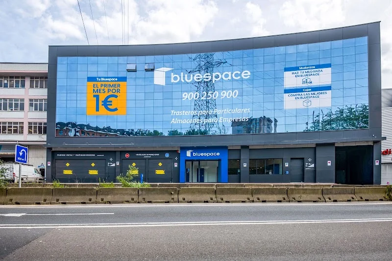 Bluespace Bolueta – trasteros en Bolueta en Carretera General, Bilbao-Galdakao Errepidea, 28A, 48004 Bilbao, Vizcaya, España - Imagen 4