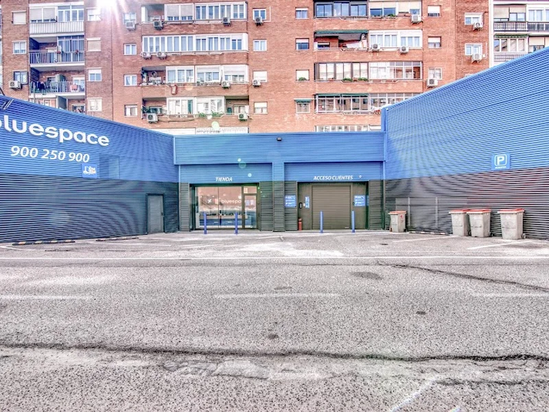 Bluespace Pacífico en C. de Seco, 3, Retiro, 28007 Madrid, España - Imagen 1