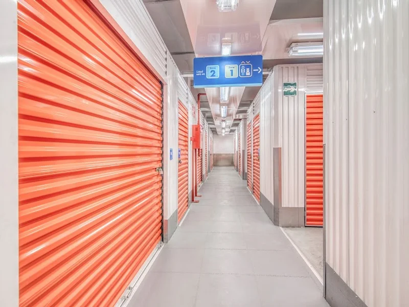 Bluespace Pacífico en C. de Seco, 3, Retiro, 28007 Madrid, España - Imagen 2