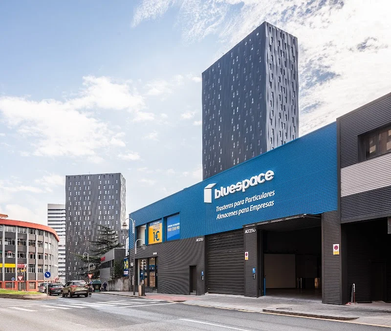 Bluespace Bolueta Centro – trasteros en Begoña en Miraflores Etorbidea, 14, 48004 Bilbao, Bizkaia, España - Imagen 3