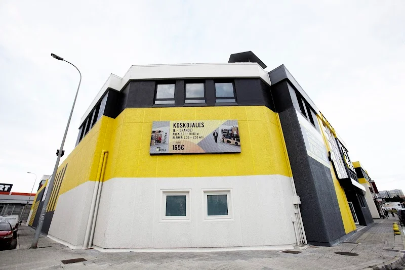 Mas Space Alquiler de Trasteros en Polígono Ind. Ibarzaharra-Sestao Pol., 1, Markonzaga, 48910 Sestao, Bizkaia, España - Imagen 3