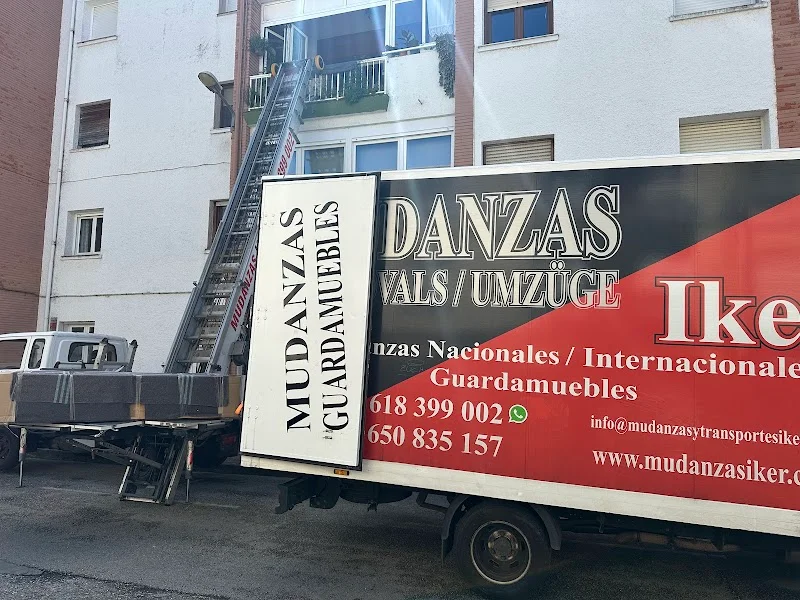 Mudanzas Iker en Kalea, Zabalbide Kalea, 59, 48006 Bilbao, Bizkaia, España - Imagen 1