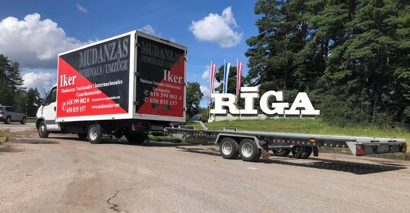 Mudanzas Iker en Kalea, Zabalbide Kalea, 59, 48006 Bilbao, Bizkaia, España - Imagen 2