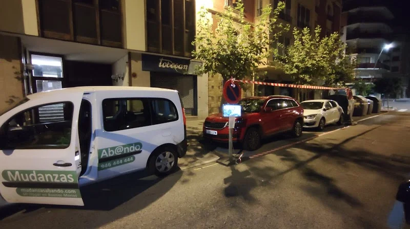 Mudanzas Abando en Calle de Juan Ajuriaguerra, 19, Bajo Derecha, Abando, 48009 Bilbao, Vizcaya, España - Imagen 2