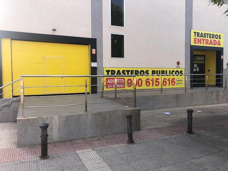 trasteros La Nave Sant Joan 24 h. (Alicante) en Av. de Benidorm, 8, 03550 Sant Joan d'Alacant, Alicante, España - Imagen 4