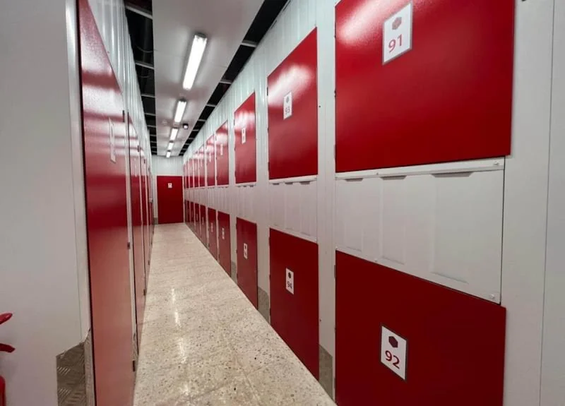 Alicante Trasteros SL en Carrer Arquebisbe Loaces, 28, 03003 Alacant, Alicante, España - Imagen 5