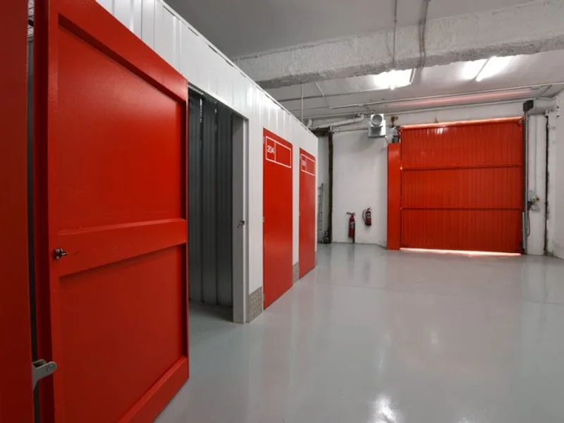 CABE Trasteros Madrid - Vallecas en C. de los Picos de Europa, 37, Puente de Vallecas, 28038 Madrid, España - Imagen 2