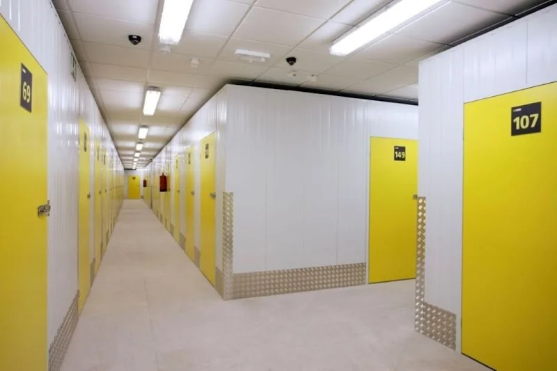 Grupo La Nave Alicante en N-330, 48, 03006 Alicante (Alacant), Alicante, España - Imagen 5