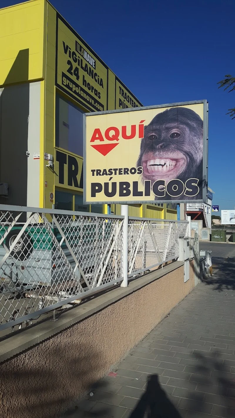 trasteros La Nave San Vicente 24 h. (Alicante) en C. Cottolengo, 24, 03690 San Vicente del Raspeig, Alicante, España - Imagen 3