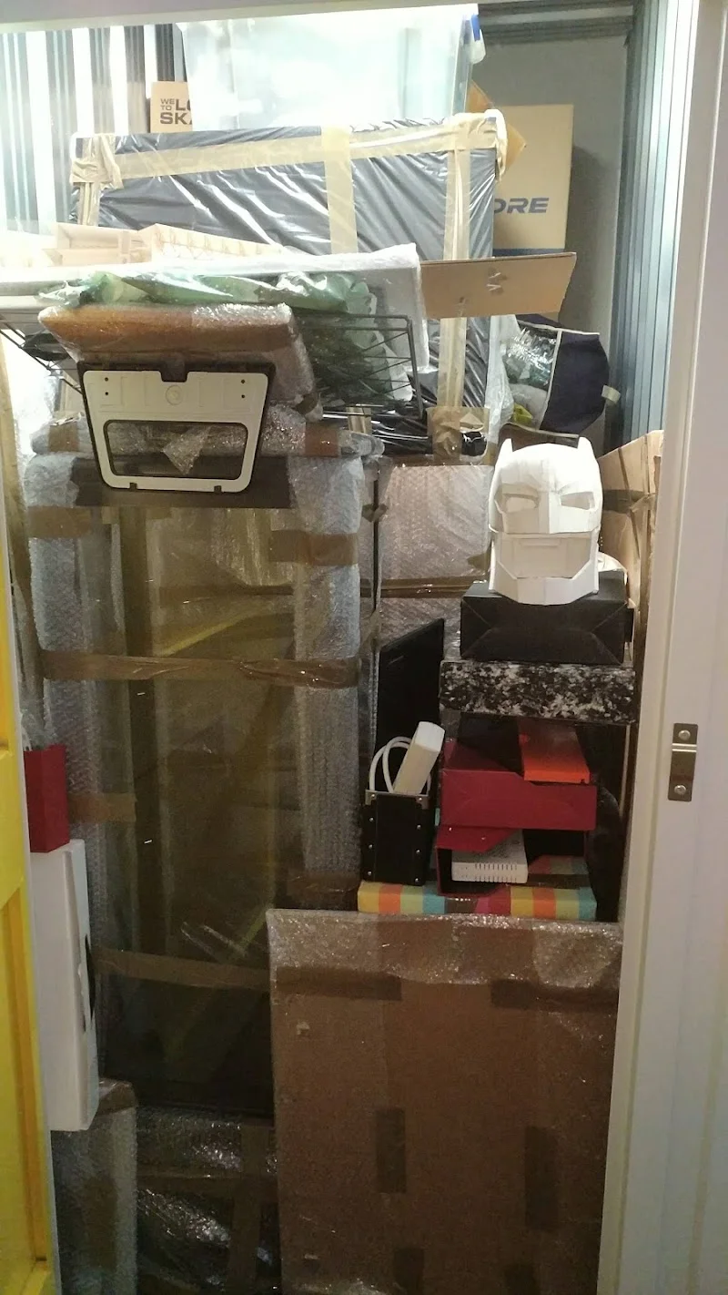 trasteros La Nave San Vicente 24 h. (Alicante) en C. Cottolengo, 24, 03690 San Vicente del Raspeig, Alicante, España - Imagen 4