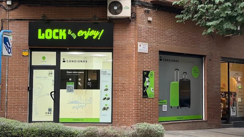 LOCK & enjoy! - Consignas en Luceros en C. Segura, 18, 03004 Alicante (Alacant), Alicante, España - Imagen 2