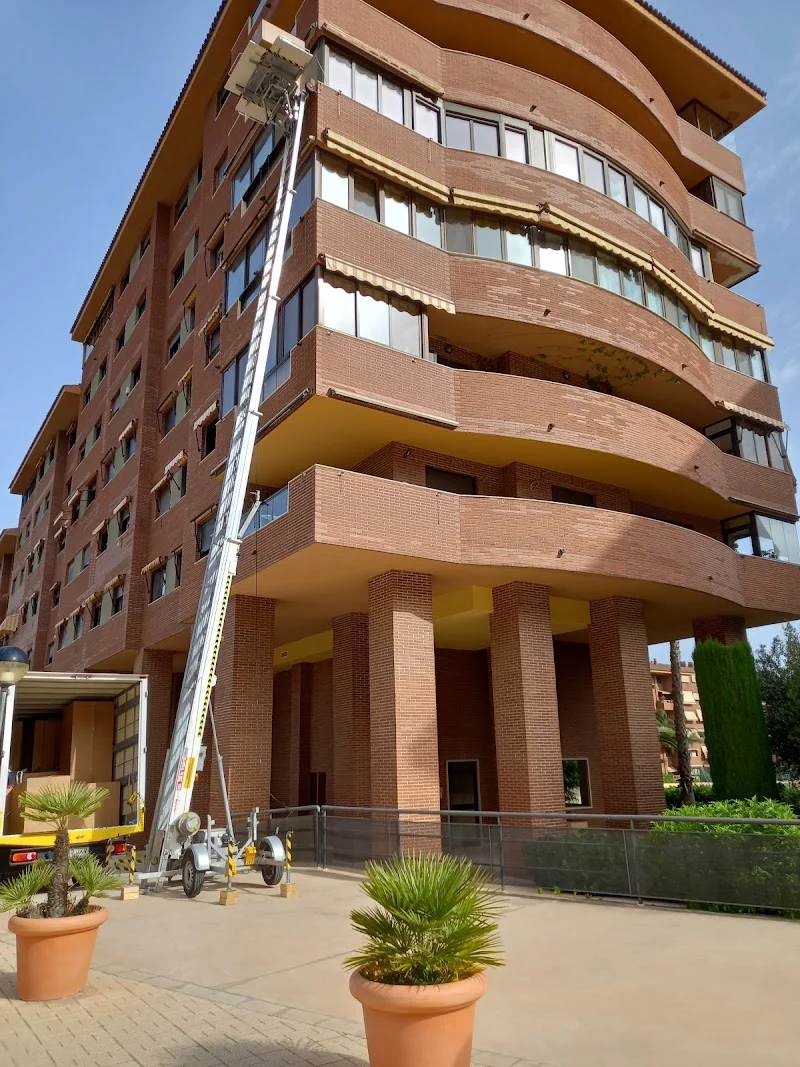 Mudanzas y Guardamuebles Sigma S.L. en C. Tauro, 03006 Alicante (Alacant), Alicante, España - Imagen 1