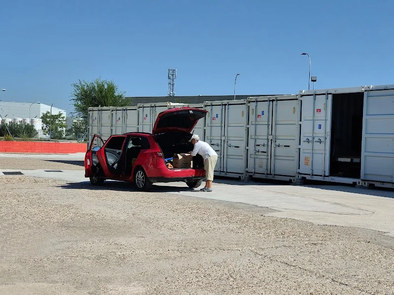 Trastering Vicálvaro-Madrid- Alquiler de Trasteros Almacenes y Guardamuebles en C. de la Barca, 44, Vicálvaro, 28052 Madrid, España - Imagen 4