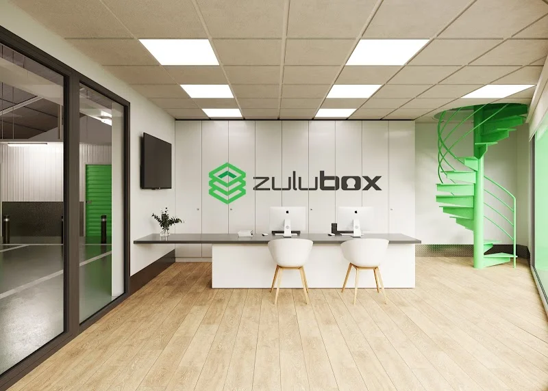 Zulubox Córdoba (CHINALES) | Alquiler de Trasteros en Av. Profesor Arnold J. Toynbee, 44, 14007 Córdoba, España - Imagen 2