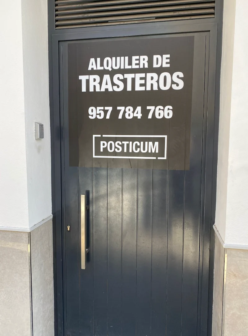 Trastero Alquiler trasteros Posticum en C. Conquistador Ruiz Tafur, 13, Levante, 14007 Levante, Córdoba, España - MejorTrastero