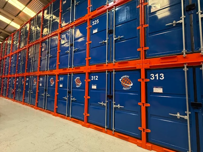 Mudanzas Castilla en C. las Palmas, 12, 28223 Pozuelo de Alarcón, Madrid, España - Imagen 3