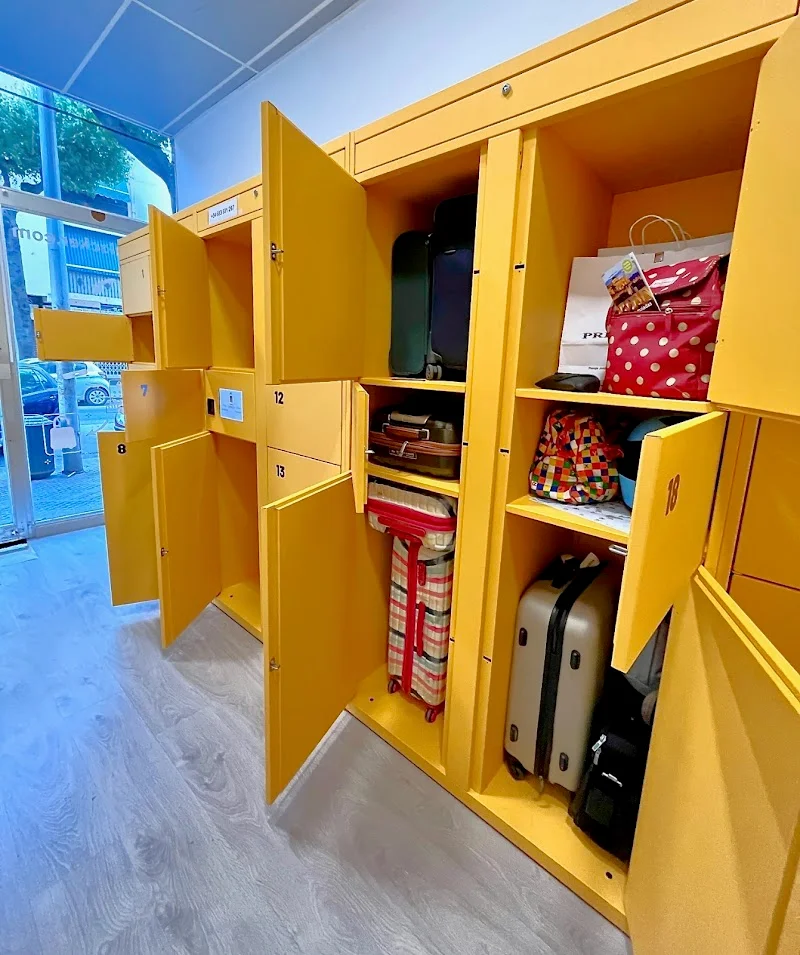 Córdoba Locker Estación en C/ Fernando de Córdoba, 5, Centro, 14008 Córdoba, España - Imagen 3