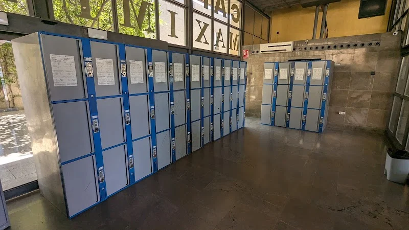 Cordoba Lockers / Luggage Storage (inside the bus terminal) en Estacion De Autobuses Plaza De Las Tres Culturas, S, 14011, Noroeste, 14011 Córdoba, España - Imagen 2