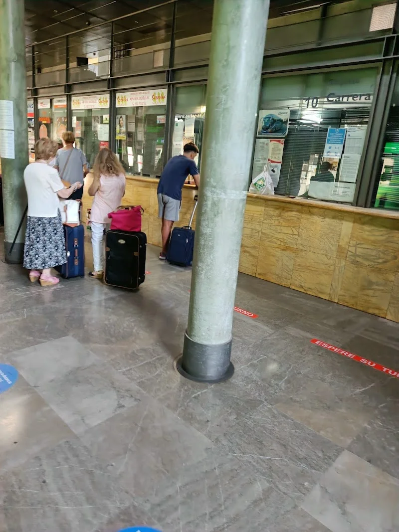 Cordoba Lockers / Luggage Storage (inside the bus terminal) en Estacion De Autobuses Plaza De Las Tres Culturas, S, 14011, Noroeste, 14011 Córdoba, España - Imagen 5
