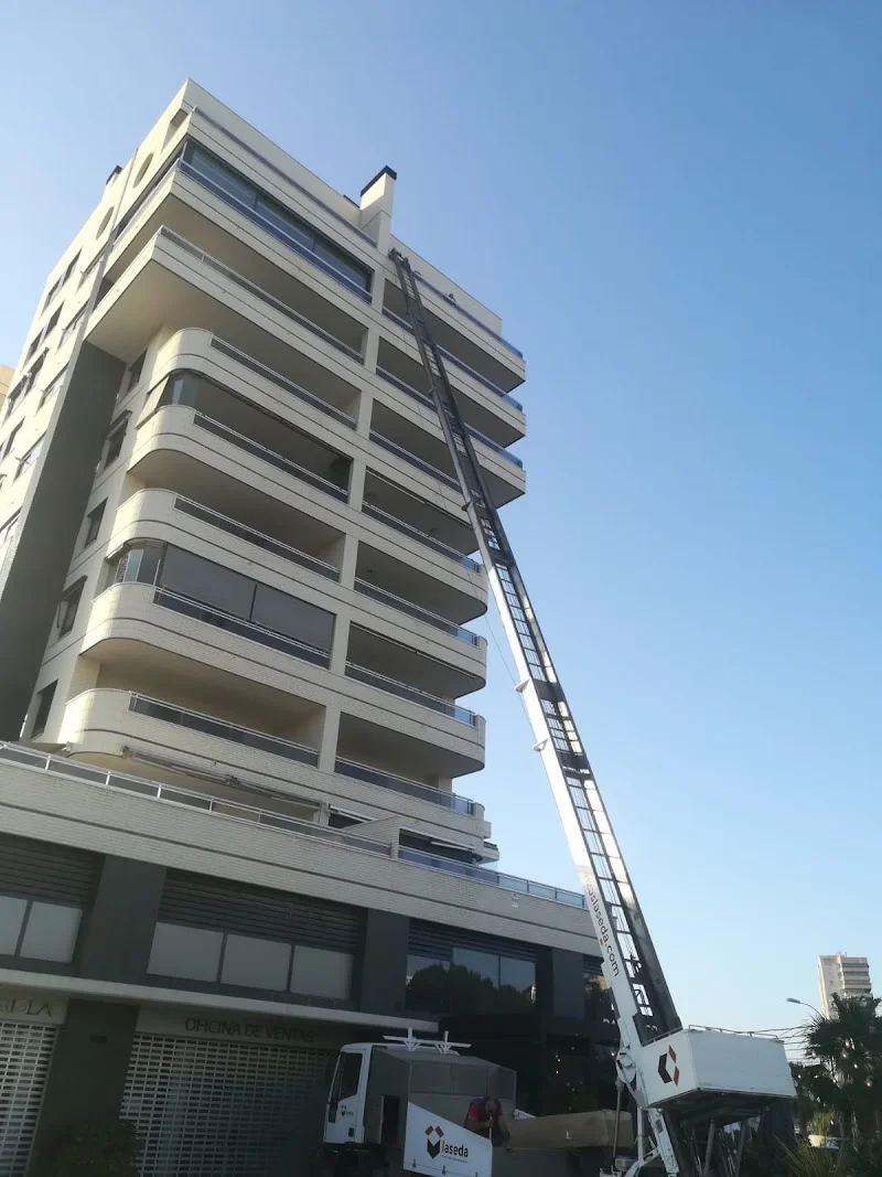 Mudanzas en Córdoba y Guardamuebles La Seda en Av. Guerrita, 27, 1ºB y C, Poniente Sur, 14005 Córdoba, España - Imagen 4
