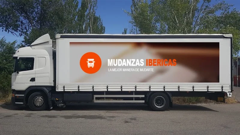 Mudanzas Ibéricas Internacionales en C. del Corregidor Diego de Valderrábano, 57, Moratalaz, 28030 Madrid, España - Imagen 1