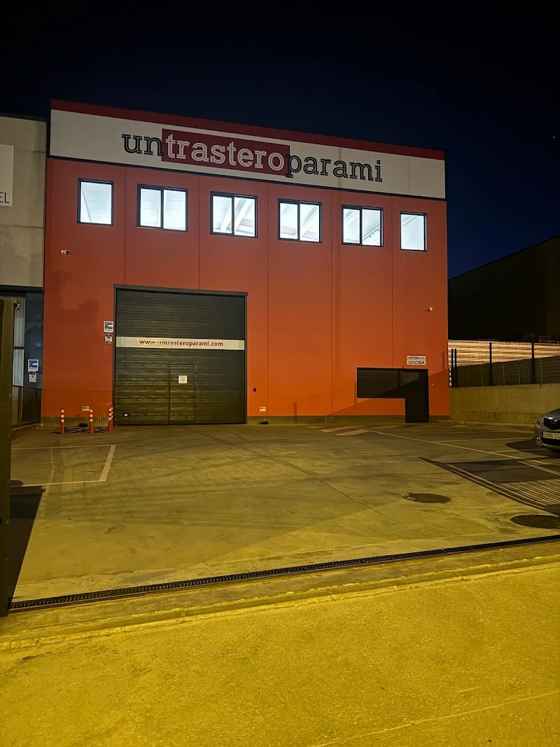 Un Trastero Para Mí en Calle del Propano, 16, Pol. Ind. San Cristóbal, C. del Etileno, 42, 47012 Valladolid, España - Imagen 3