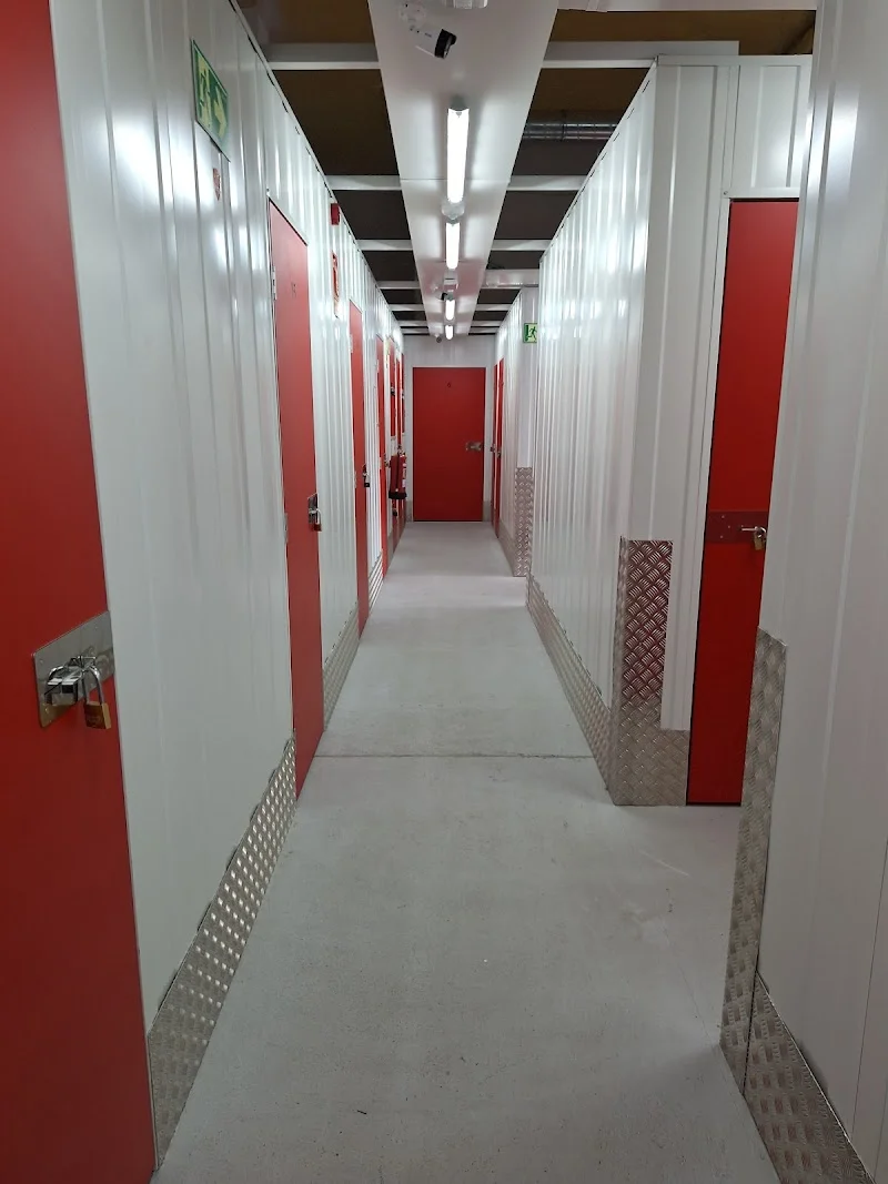 Trasteros NoMasCaos - Alquiler De Trasteros en Valladolid en C. Felipe Guillén, 13, 47195 Arroyo de la Encomienda, Valladolid, España - Imagen 4