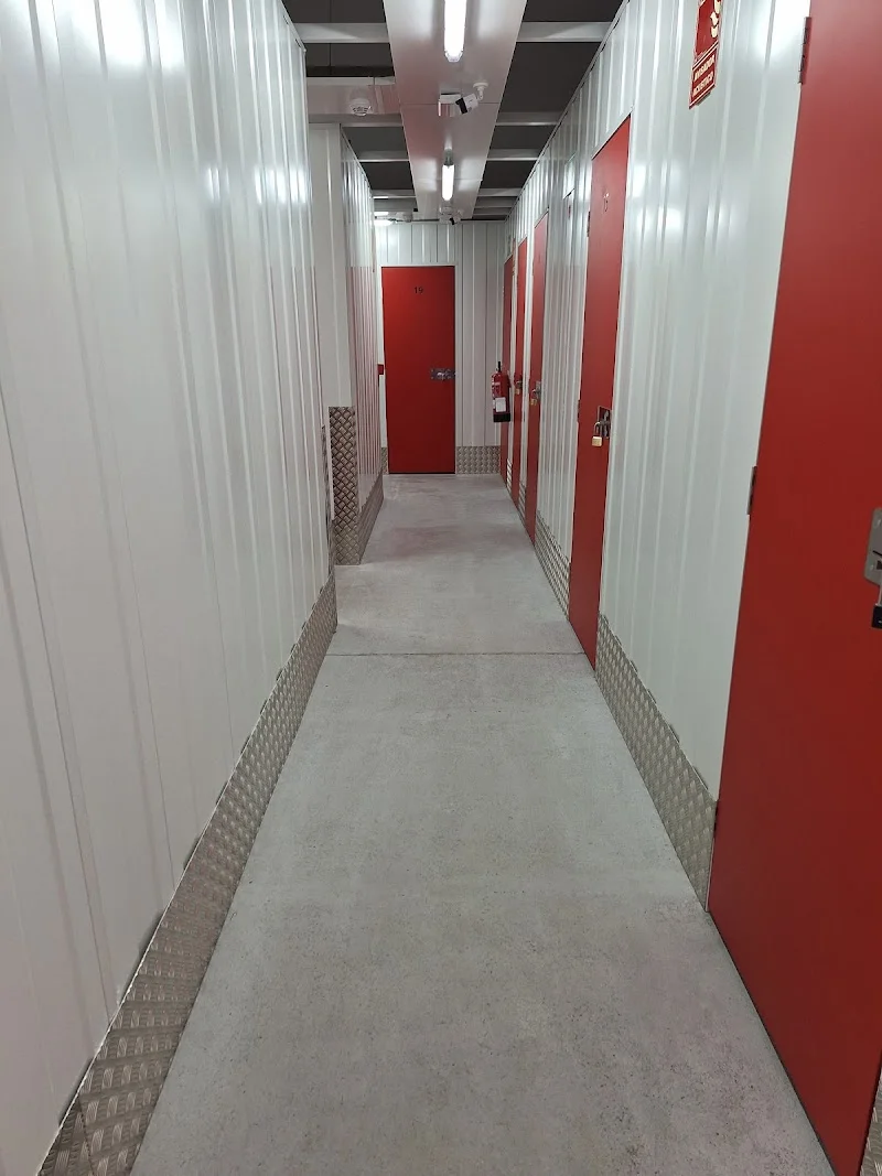 Trasteros NoMasCaos - Alquiler De Trasteros en Valladolid en C. Felipe Guillén, 13, 47195 Arroyo de la Encomienda, Valladolid, España - Imagen 5