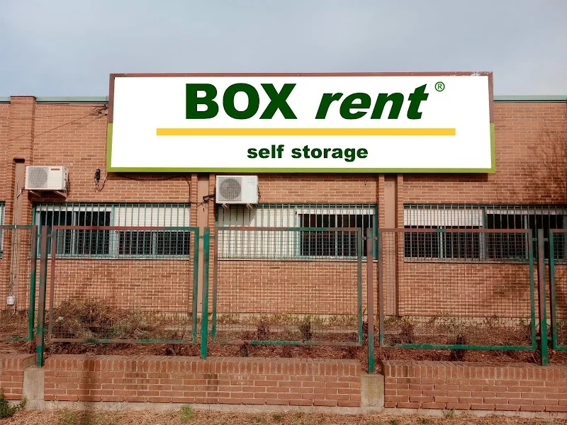 Box rent self storage Estaño en C. Estaño, 10, 47012 Valladolid, España - Imagen 2