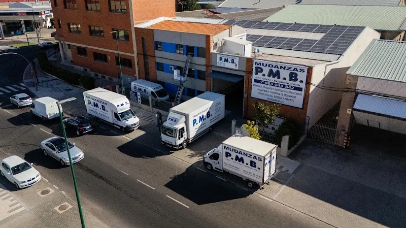 MUDANZAS PMB S.L. en Polígono de Argales, Av. de el Nte. de Castilla, 5, 47008 Valladolid, España - Imagen 1