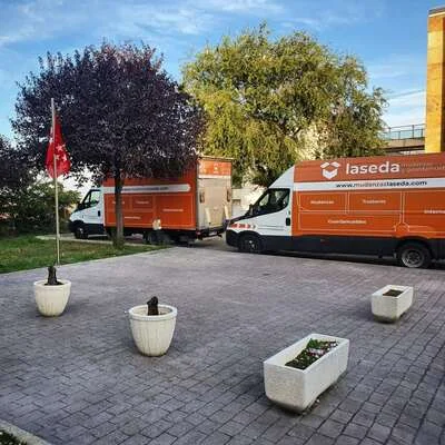 Mudanzas en Valladolid y Guardamuebles La Seda en P.º de Zorrilla, 22, 47006 Valladolid, España - Imagen 1