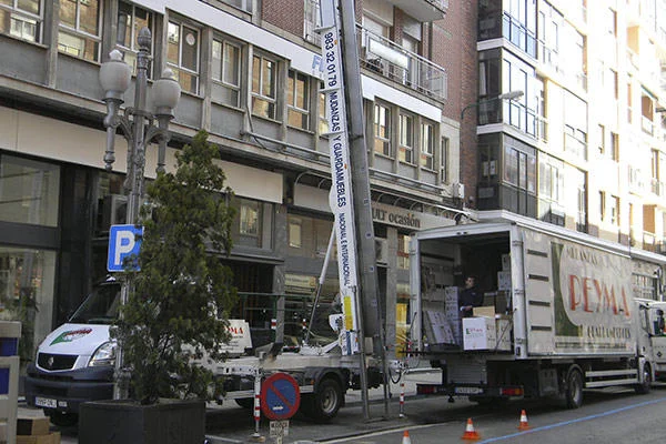 Mudanzas y Guardamuebles Peyma en Cañada Aguilera, 65, 47155 Santovenia de Pisuerga, Valladolid, España - Imagen 4