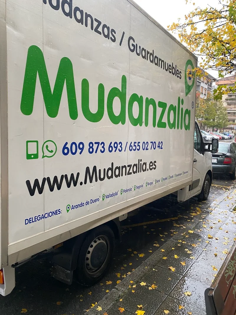 Mudanzas Burgos en Polígono industrial LAS GARZAS Nº 26, 09139, Burgos 42°20'39.0"N 3°37'03.2"W, 89VJ+MX7, 09139 Castañares, Burgos, España - Imagen 2